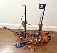 LEGO Pirates: Brickbeard's Bounty (6243) - Incomplete