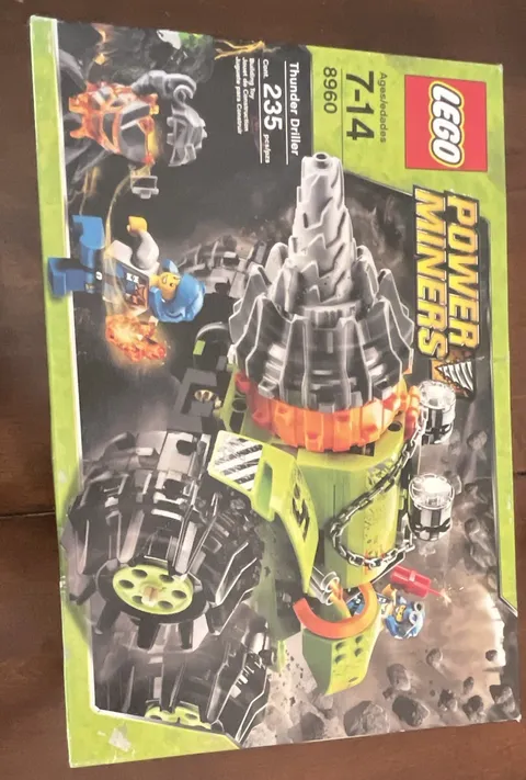 LEGO Thunder Driller 8960 Power Miners 235 pcs Ages 7-14 With Box