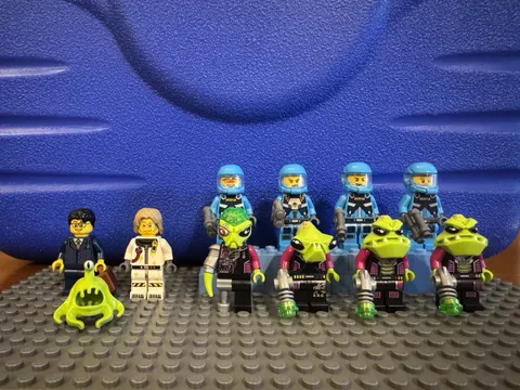 LEGO Minifigure Lot Alien Conquest Figures Space Troopers