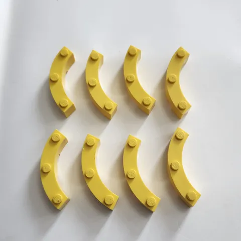 LEGO Parts 48092 (8pcs) Brick 4 x 4 Round Corner Yellow