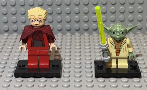 LEGO Star Wars Clone Wars Chancellor Palpatine & Yoda (White Hair) 75002