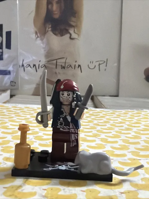 ZOMBIE SKELETON JACK SPARROW LEGO MINIFIG  pirates of the caribbean johnny depp