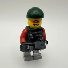 LEGO CUSTOM MINIFIG - Photographer w/ Camera, Dark Green bandana, Gray Legs