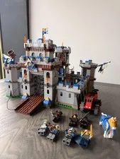 LEGO Castle King's Castle (99% PRE-BUILT - 70404)