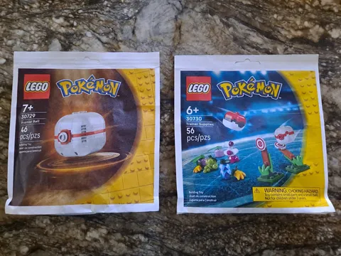 Lego 30729 Premier Ball & Lego 30730 Trainer Supplies - 2 PACK - SHIPS ASAP