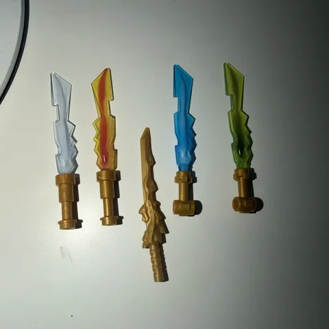 NEW Lego Ninjago Minifig 4 ELEMENTAL BLADES & DRAGON SWORD - Ninja Weapons 70505