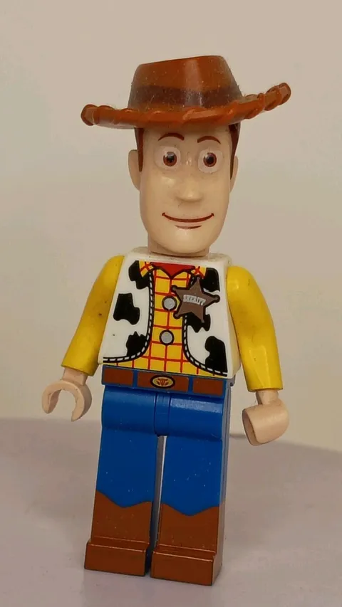 Lego Woody Toy Story minifigure Disney 7597 Used