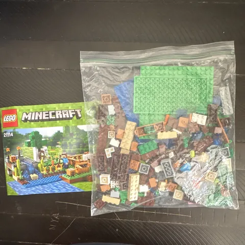 LEGO Minecraft The Farm 21114 Set 262pcs 100% complete, No Box