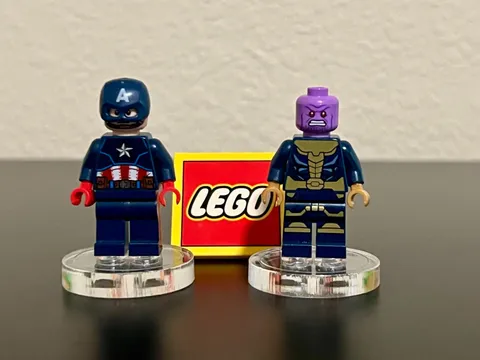 LEGO Marvel 2021 Avengers Captain America & Thanos Retired/Excellent Condition
