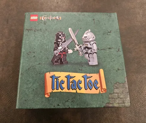 LEGO Castle Tic Tac Toe 852132 RARE 2007 BOX ONLY