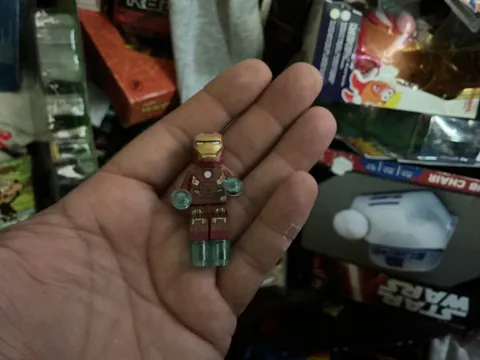 LEGO Marvel Iron Man Mark 17 Minifigure Heartbreaker Armor sh0073 76008 HB23