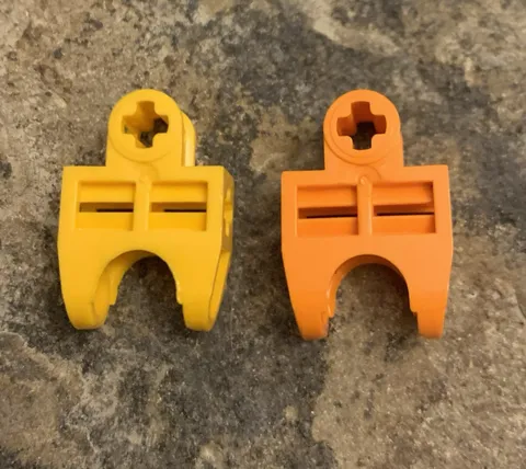 Lego Bionicle Technic Connector 2 x 3 with Ball Socket 32174. 2 Pieces