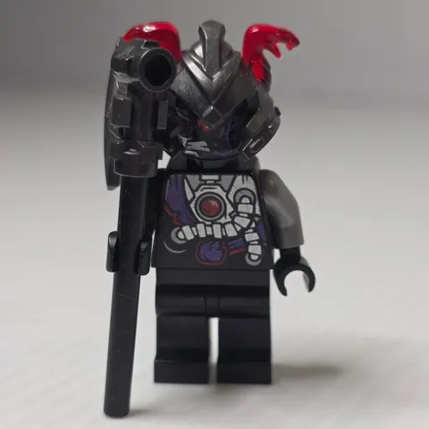 LEGO Ninjago Minifigure Small Black Axe Helmet