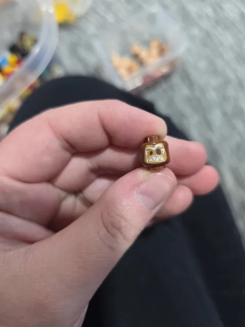 LEGO Mask Islander. Head Reddish Brown Witch Doctor. Kakamora From Moana 