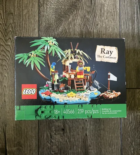 LEGO Ideas 40566 Ray the Castaway Limited Promo Set