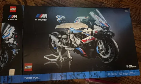 Lego Technic BMW M 1000 RR 42130 Motorcycle Set(partially put together)2022
