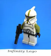 LEGO Clone Trooper Sergeant Minifigure Star Wars w/ Olive Green Markings 75000
