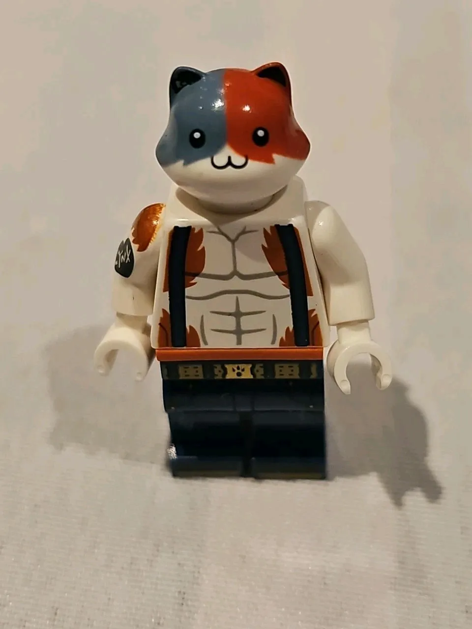 LEGO Meowscles Minifigure Fortnite Battle Bus 77073 fort008 mini figure free shi