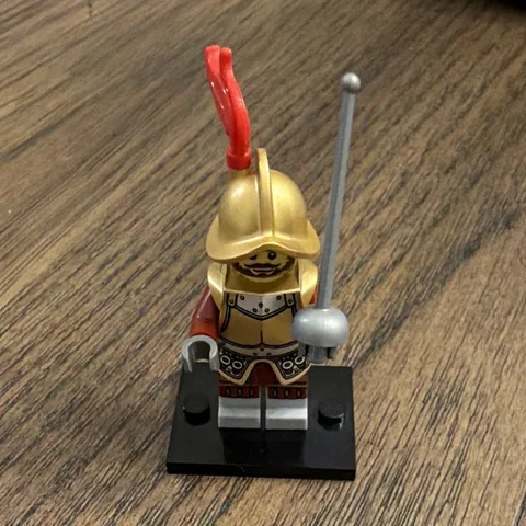 LEGO Minifigures Series 10 Roman Commander Minifigure Plastic Age 5+ Set