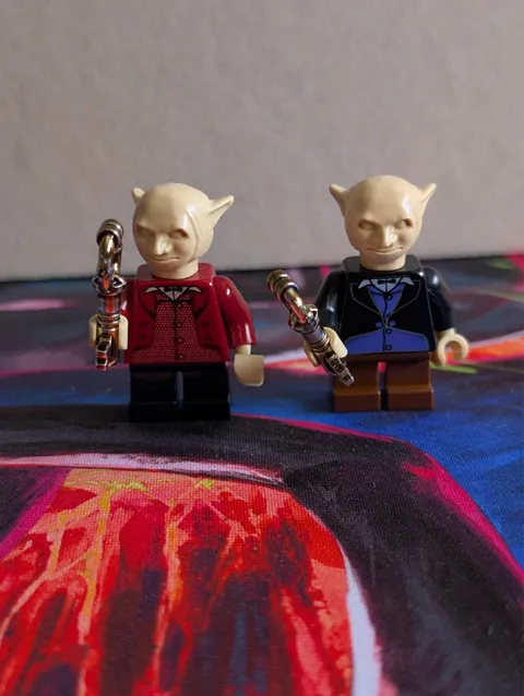 Harry Potter Lego Minifigures hp078 & hp079 Set 4714 Gringotts Bank - Complete