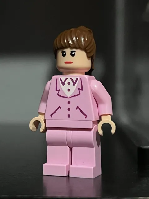 LEGO Batman Custom Pad Printed Businesswoman 2006 Videogame Minifigure
