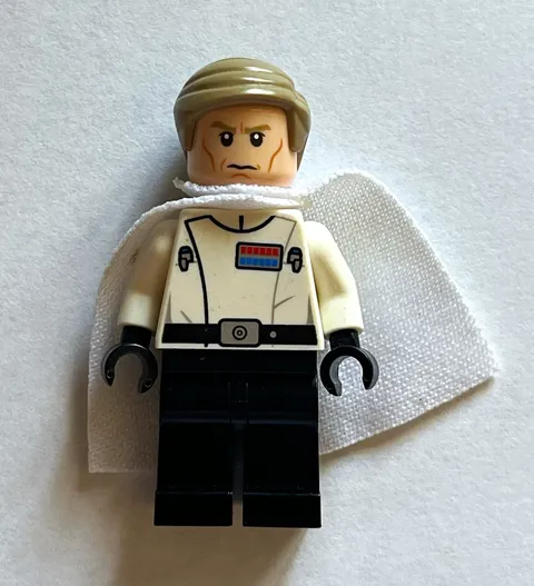 LEGO AUTHENTIC Star Wars Director Krennic Mini figure great condition