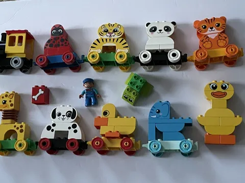 DUPLO Animal Train W/Engine And Animals Pictured~Mixed Lot