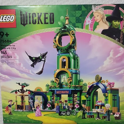 LEGO Wicked 75684 Welcome to Emerald City 945pcs Complete Set 9+
