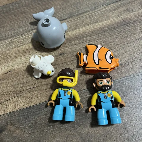 Lot of 5 - Lego Duplo Man Woman Scuba Divers Figures Scuba Mask W/ Fish, Bird