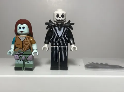 Lego 21351 Nightmare Before Christmas Jack Skellington (Long) & Sally Minifigure