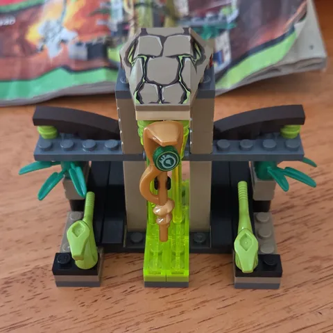 LEGO NINJAGO 9440 Venomari Shrine 97pcs Complete w/ Manual No Box