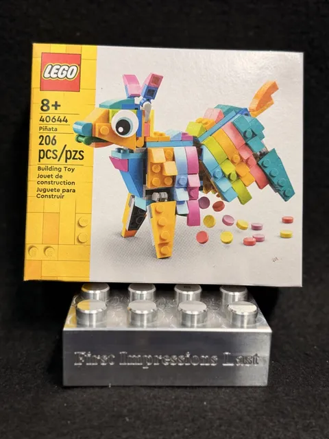 LEGO 40644 2023 Piñata Complete Set 206 Pieces Retired New Sealed