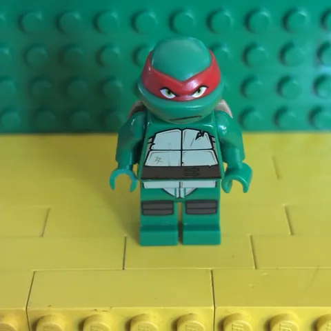 LEGO Teenage Mutant Ninja Turtles Raphael Minifig (TNT015)