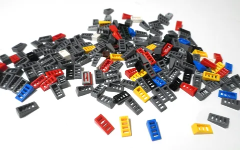 LEGO BULK LOT OF 190+  SLOPE 18° 2 X 1 X 2/3 4 SLOTS GRILLE MIXED COLORS #61409