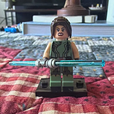 LEGO Star Wars Satele Shan minifigure with lightsaber