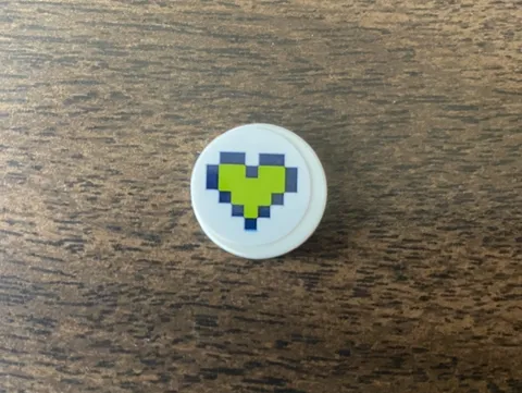 LEGO 14769pb229 Round Tile 2x2 Lime Pixelated Heart w/Dark Blue Border (Sticker)
