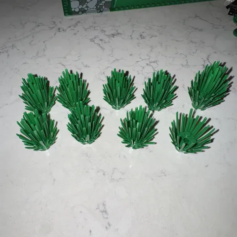 LEGO 6064 Green Plant Prickly Bush  Lot of 9
