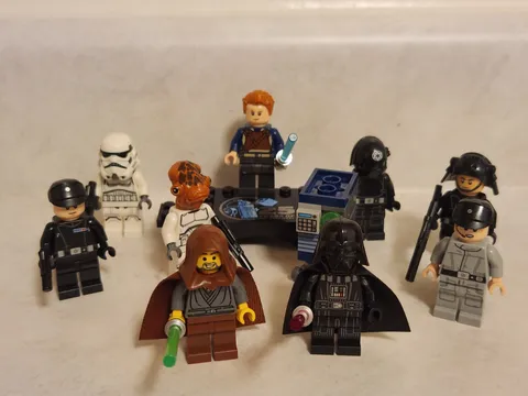 LEGO Cal Kestis Jedi Bob Gonk Droid Minifigures Star Wars 75394 75388