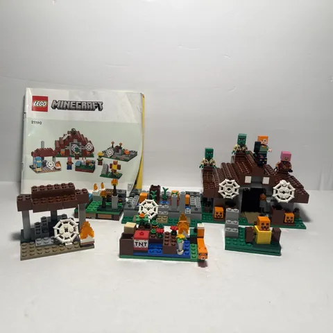 LEGO Minecraft The Abandoned Village 21190 Incomplete Set 90% W Manual & Figures