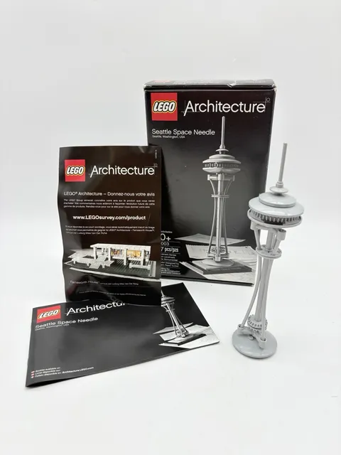 LEGO ARCHITECTURE Seattle Space Needle 21003 Retired Set Near Complete