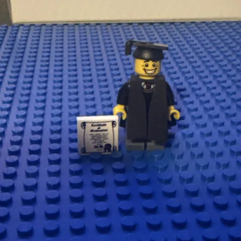 LEGO GRADUATE MINIFIG from CMF Series 5 8805 minifigure col05-1 Col065