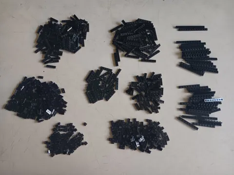 LEGO LOT OF 676 BLACK PLATES 1X1 1X2 1X3 1X4 1X5 1X6 1X8 1X10 1X12 2X2 CORNER