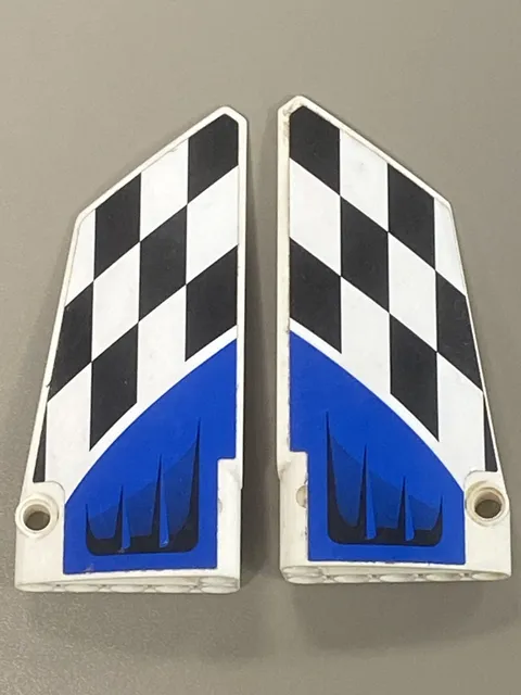 LEGO White Panel Fairing #17 #18 Side A B Sticker 64392pb015 64682pb015 42045