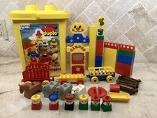 Rare Lego Duplo #1685 Circus Clown Set In Yellow Tub  Complete. 