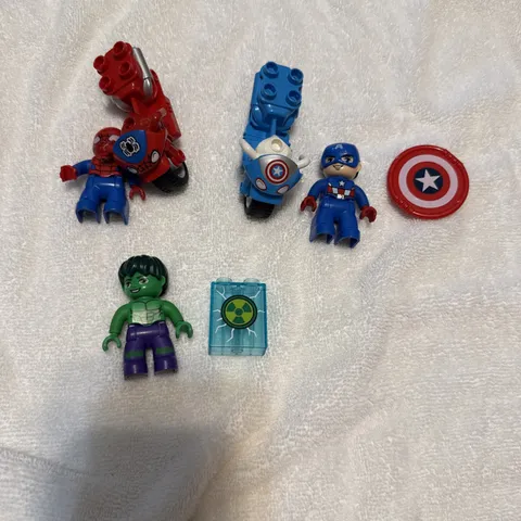 Lego Duplo Super Hero Figures Motorcycles Spiderman Hulk Captain America Lot