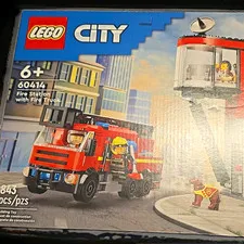 LEGO City 60414 Fire Station w/ Fire Truck Fire Set 843 pcs Age 6+ Box