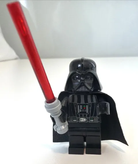 LEGO StarWars Darth Vader SW0277 White Pupils Minifigure 7965 Lightsaber Retired