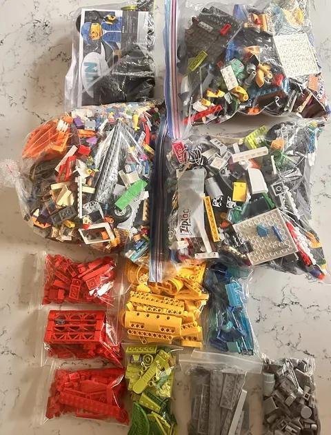 LEGOS Bulk Lot 10 Lbs Misc Bricks Plates Parts People Random Pieces Misc