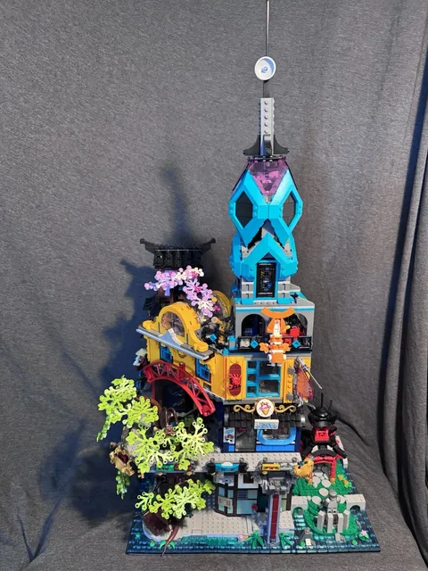 Lego Ninjago City Gardens 71741 99% Complete. 15/22 minifigures No Box or Manual