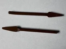 2 Vintage LEGO 2561 Brown Flintlock Musket Rifles Pirates 1989 Minifigure Lot
